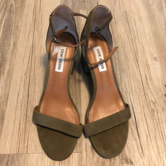 steve madden olive green sandals
